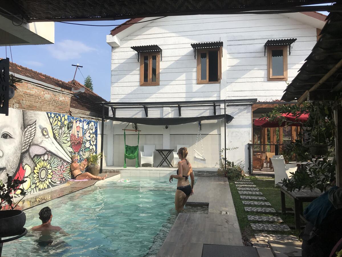 Arjuna Garden Homestay Yogyakarta Bagian luar foto
